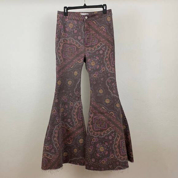 We The Free - Free People Just Float On Printed Flare Jeans - Chocolate Combo 30 - Picture 1 of 8